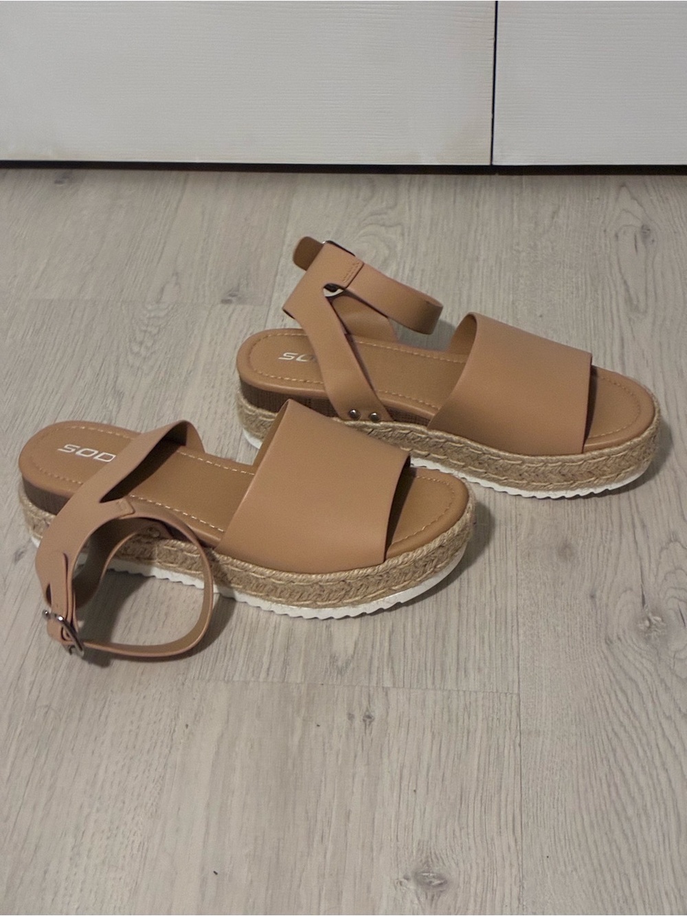 Soda Tan Platform Espadrille Ankle-Strap Sandals - NWOT- 9 - Picture 2 of 6